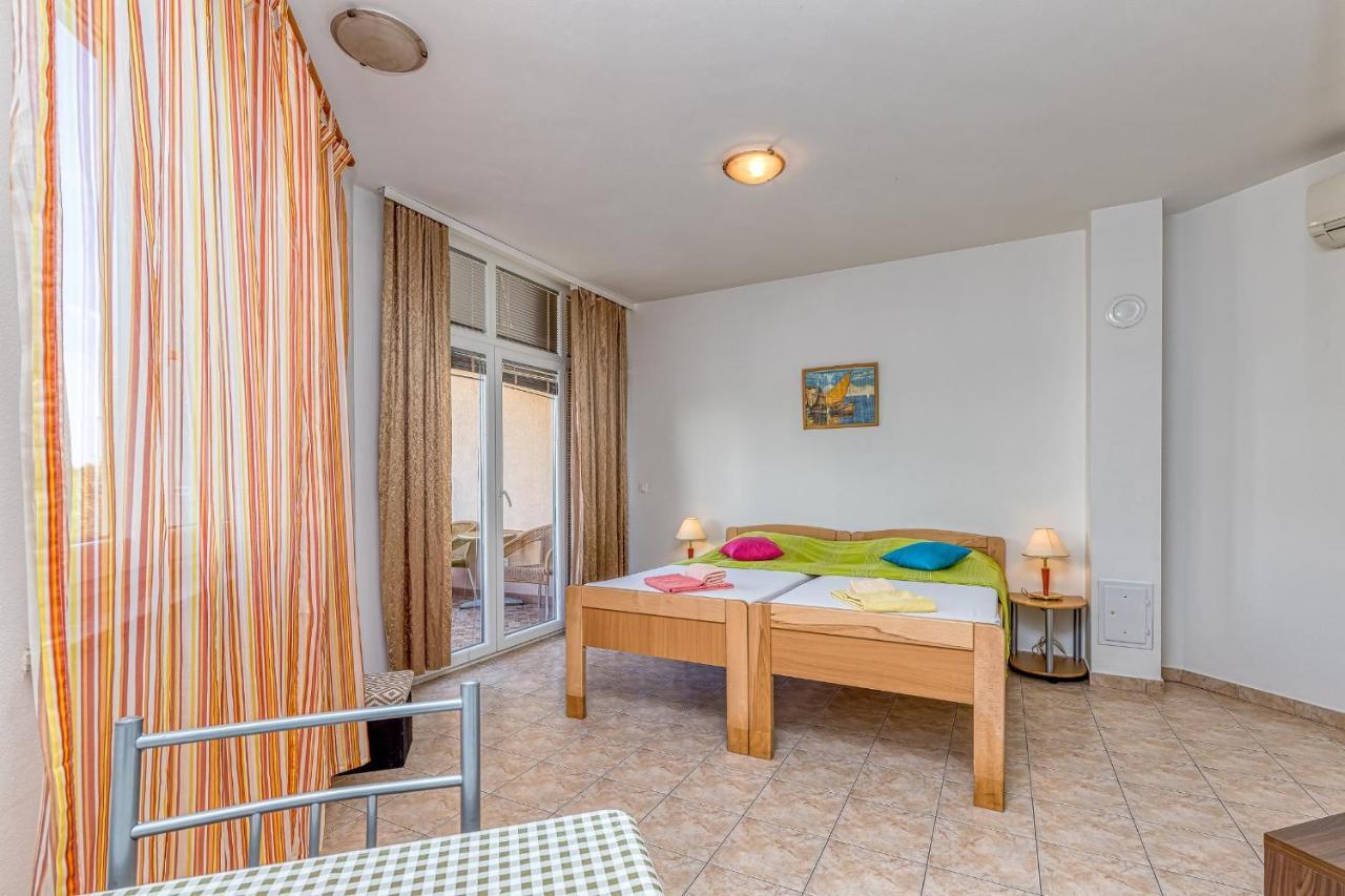 Sunrise Apartments Rovinj Eksteriør bilde